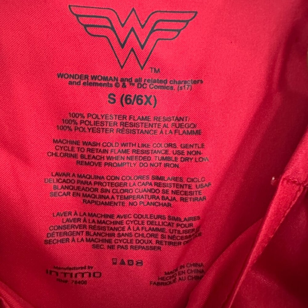 Wonder Women Costume Dress Size 6/6X - Picture 6 of 8